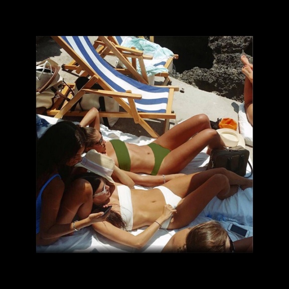 PERFECT WHITE BIKINI - Picture 5 of 7